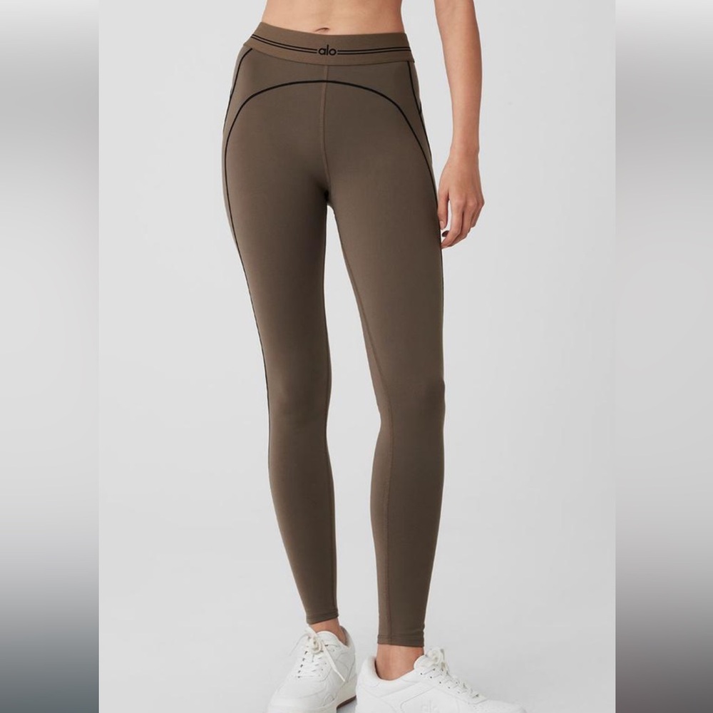 Alo Yoga Women’s Airbrush High-Waist Heart Throb Legging - Olive Tree/Black